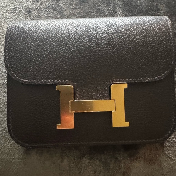 Constance Slim bicolor wallet
NEW HERMES color prunoir/rose azalée
NWT’s/box - Picture 5 of 10